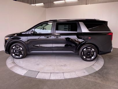 New 2026 Kia Carnival EX