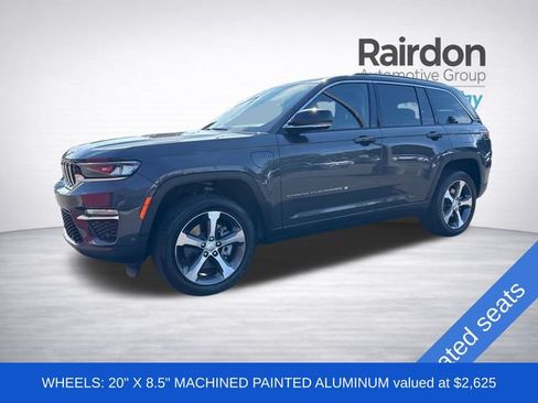 Used 2023 Jeep Grand Cherokee 4WD 4xe w/ Luxury Tech Group II image 3