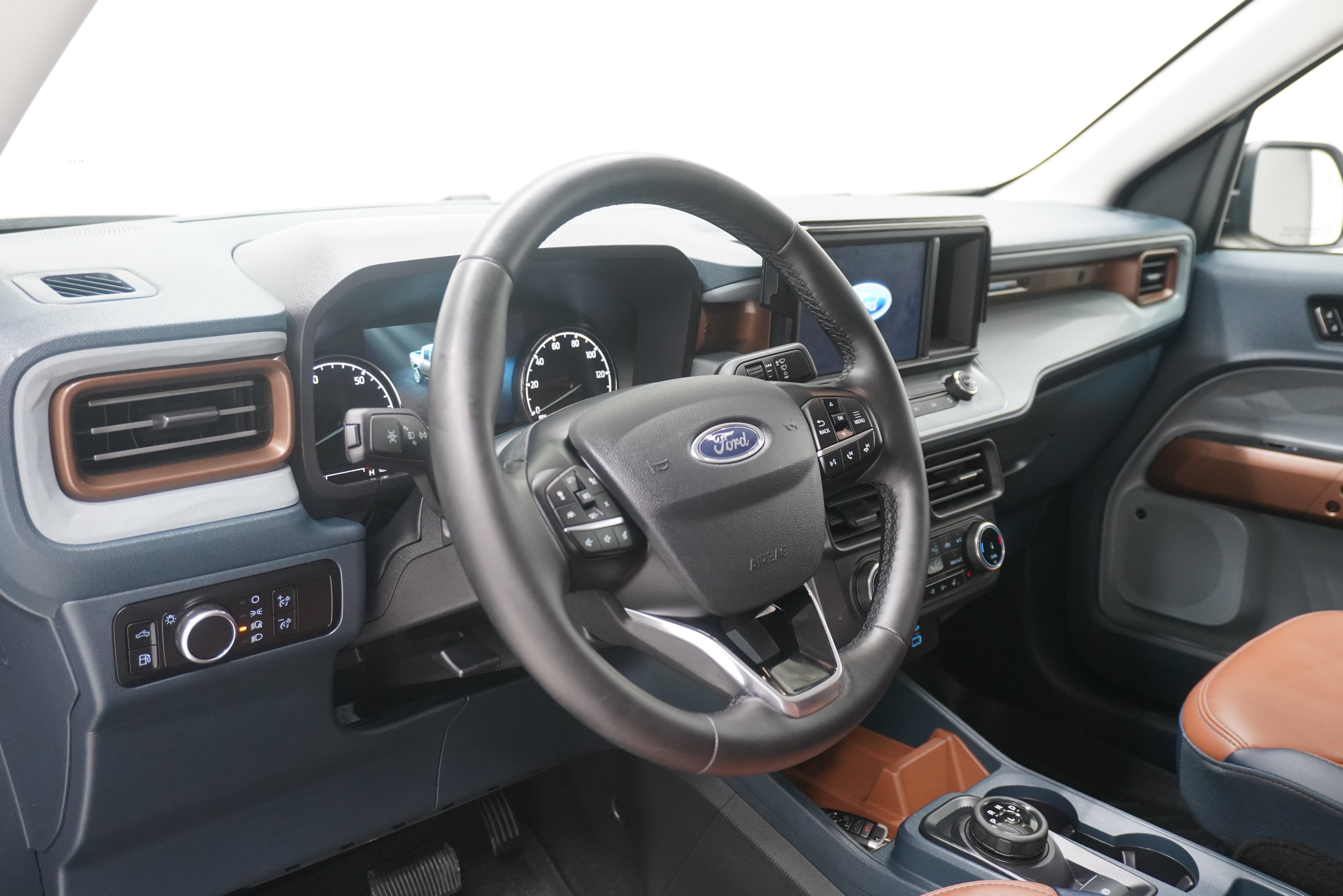 Used 2024 Ford Maverick Lariat FWD image 10