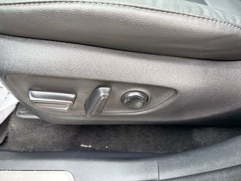 Used 2024 Toyota Grand Highlander Limited image 14