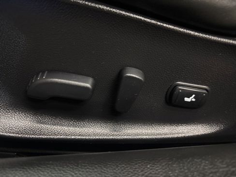 Used 2013 INFINITI G37 Journey w/ Premium Pkg image 23