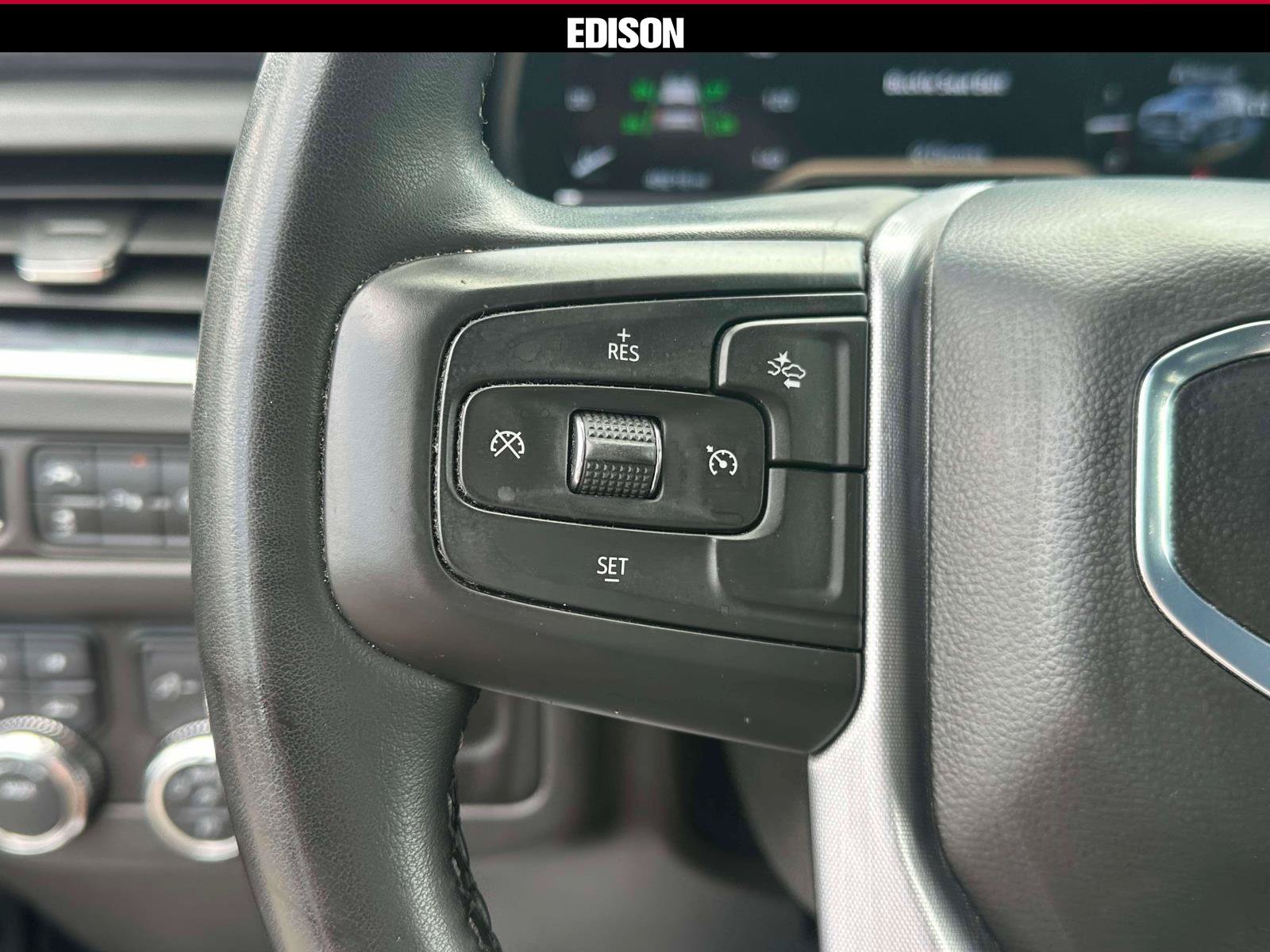 Used 2024 GMC Yukon SLT AWD/4WD image 21