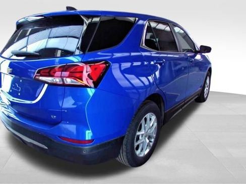 Used 2024 Chevrolet Equinox LT image 3