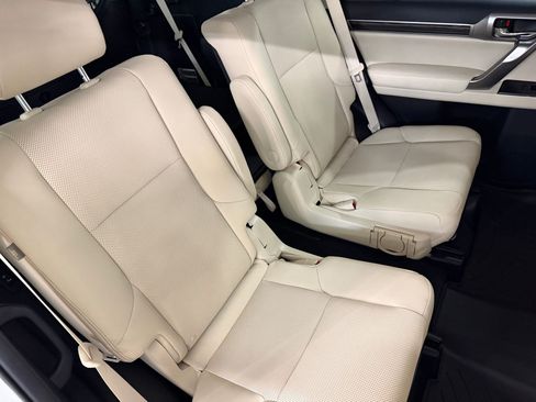 Used 2023 Lexus GX 460 Premium AWD/4WD image 44