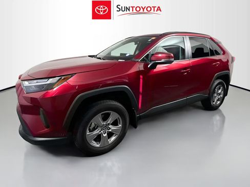 Used 2025 Toyota RAV4 XLE image 9