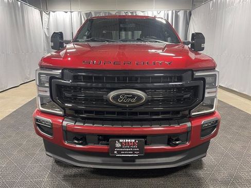 Used 2022 Ford F250 Lariat w/ Black Appearance Package image 3
