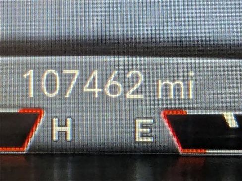 Used 2019 Jeep Cherokee Limited image 15