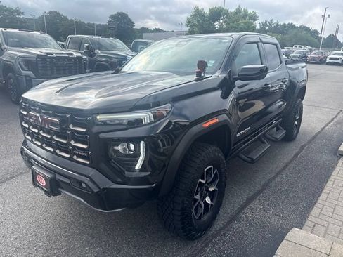 Used 2023 GMC Canyon AT4X AWD/4WD image 3