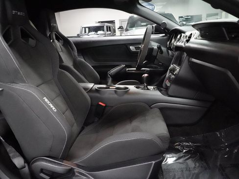 Used 2017 Ford Mustang Shelby GT350 w/ Electronics Package RWD image 24
