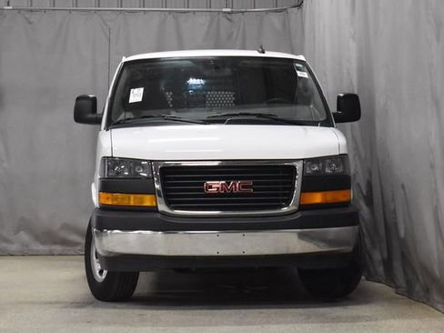 Used 2023 GMC Savana 2500 w/ Driver Convenience Package image 6