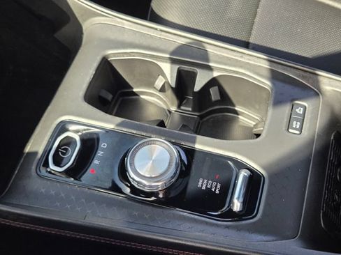 Used 2024 Jeep Wagoneer Launch Edition AWD/4WD image 29
