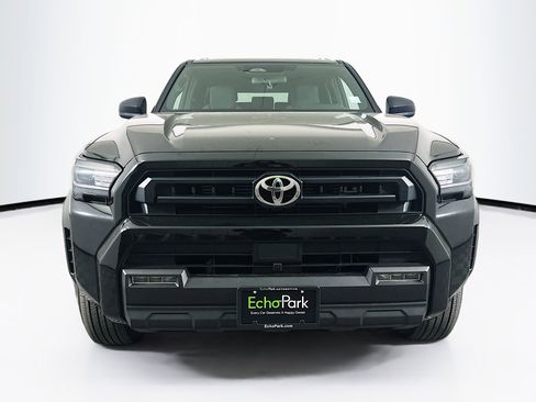 Used 2025 Toyota 4Runner SR5 image 2