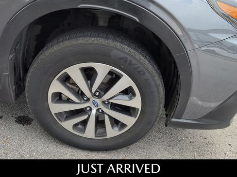 Used 2021 Subaru Outback Premium AWD/4WD image 13