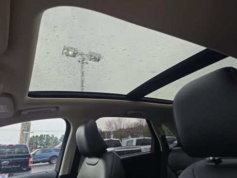 Used 2023 Ford Edge SEL w/ Convenience Package AWD/4WD image 17