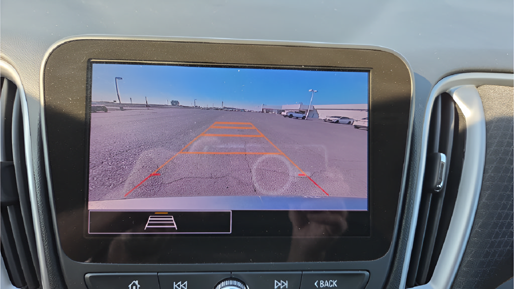 Used 2023 Chevrolet Malibu LT FWD image 35