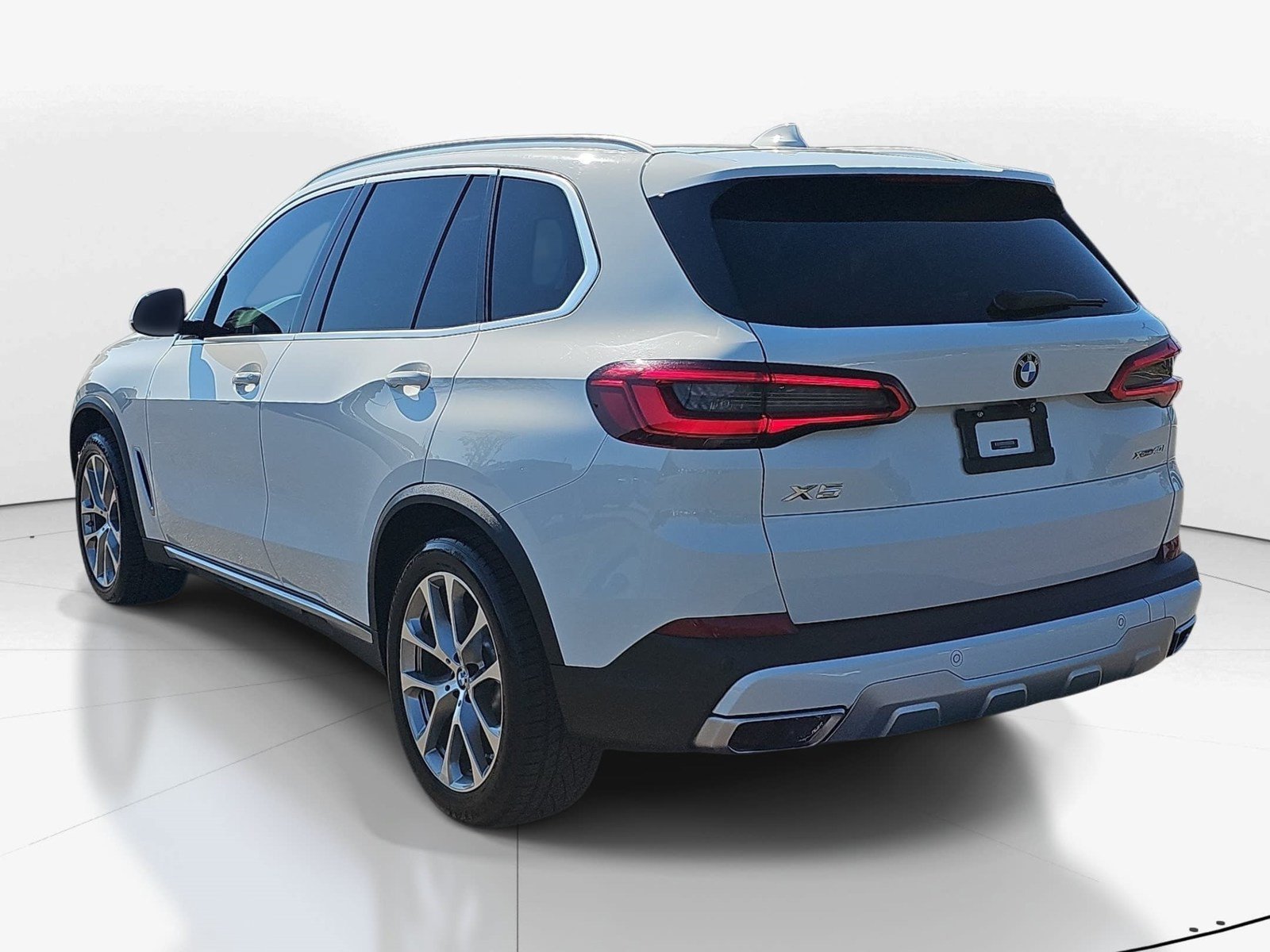 Used 2020 BMW X5 xDrive40i w/ Convenience Package AWD/4WD image 6