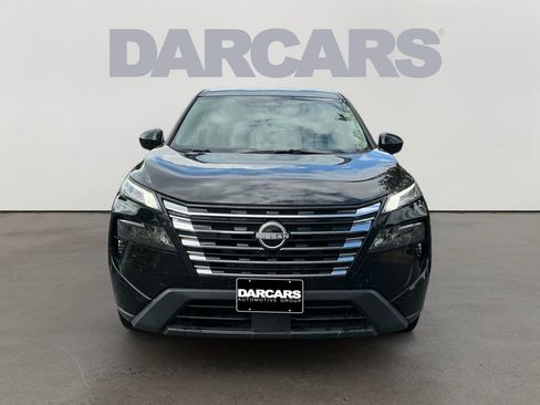 Used 2025 Nissan Rogue SV AWD/4WD image 2