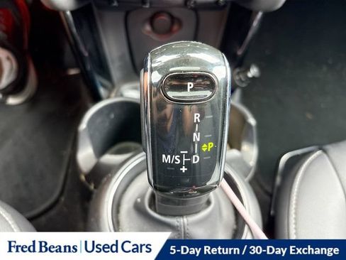 Used 2021 MINI Cooper 4-Door Hardtop FWD image 23