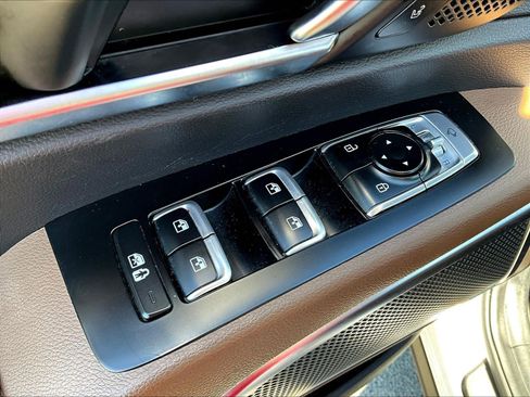 Used 2022 Kia Telluride SX w/ SX Prestige Package AWD/4WD image 37