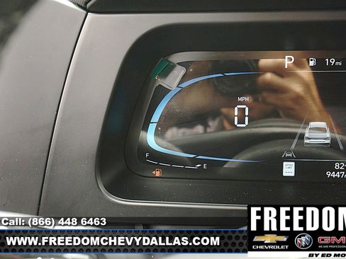 Used 2025 Hyundai Elantra Sport FWD image 23