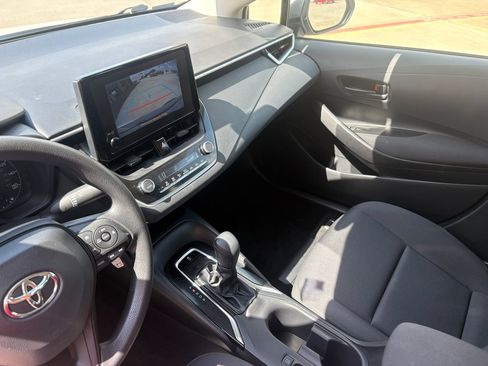 Used 2023 Toyota Corolla LE w/ Carpet Mat Package (TMS) FWD image 17