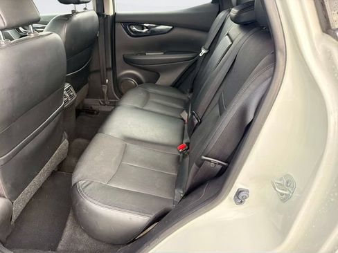 Used 2017 Nissan Rogue Sport SL FWD image 15