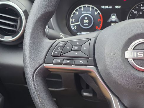 Used 2024 Nissan Kicks SV image 18