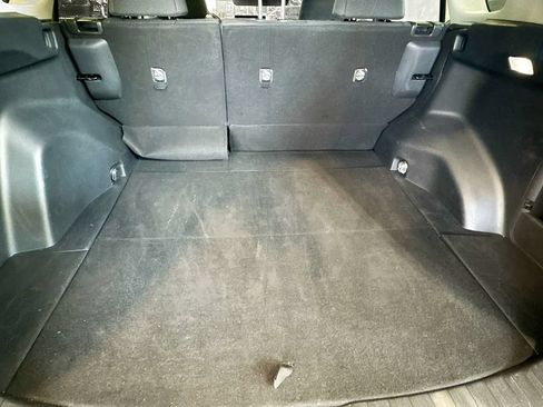 Used 2025 Toyota RAV4 LE AWD/4WD image 25