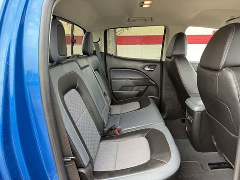 Used 2022 Chevrolet Colorado Z71 w/ Safety Package AWD/4WD image 31