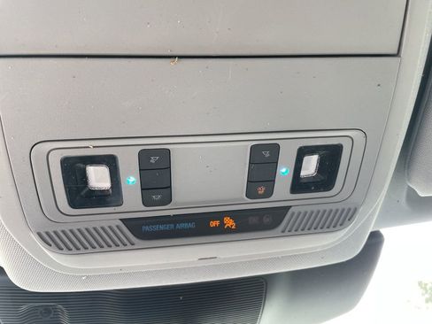 Used 2021 Ford Explorer XLT w/ Equipment Group 202A image 24