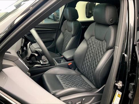 Used 2023 Audi SQ5 Premium Plus w/ Premium Plus Package AWD/4WD image 8