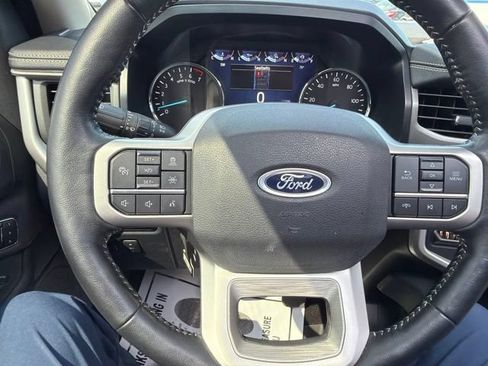 Used 2023 Ford Expedition XLT RWD image 46