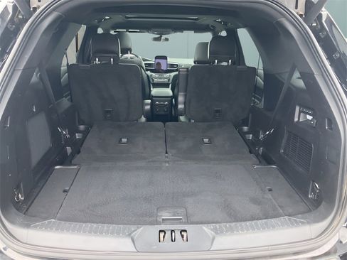 Used 2020 Ford Explorer ST w/ Premium Technology Package image 41