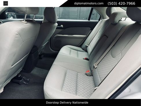 Used 2012 Ford Fusion SE FWD image 21