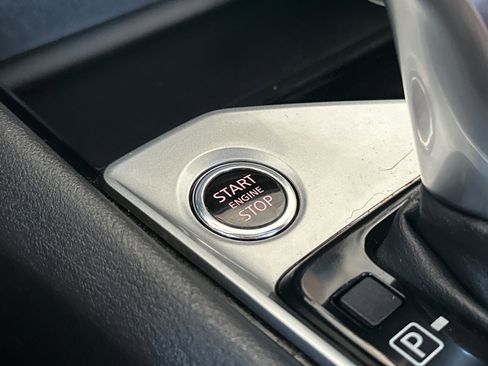 Used 2024 Nissan Altima 2.5 SV FWD image 21