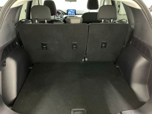 Used 2022 Ford Escape SE image 15