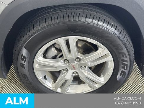 Used 2024 GMC Terrain SLE AWD/4WD image 14