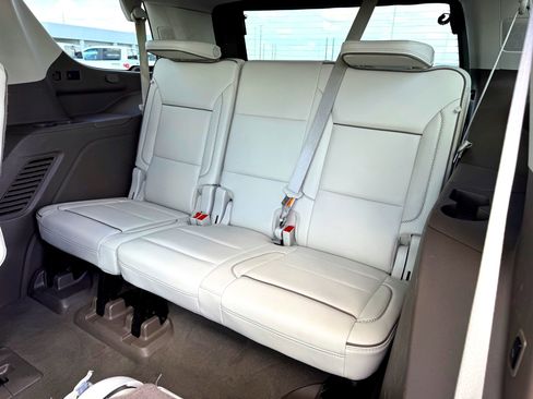 Used 2023 GMC Yukon Denali image 18