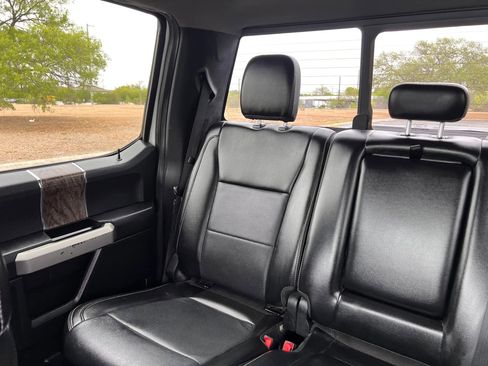 Used 2019 Ford F250 Lariat w/ Lariat Value Package image 19