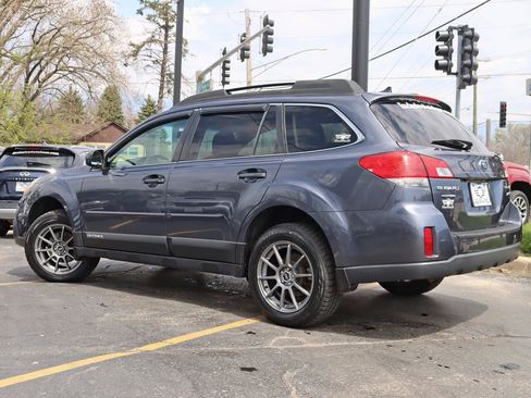 Used 2014 Subaru Outback 2.5i Limited w/ Moonroof Package image 10