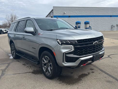 Used 2024 Chevrolet Tahoe Z71 w/ Luxury Package image 7