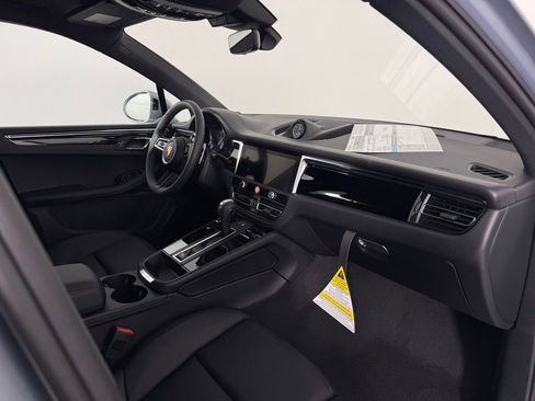 New 2026 Porsche Macan AWD/4WD image 15
