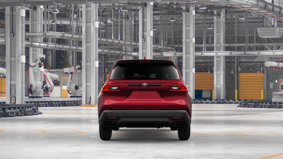 New 2026 Toyota Grand Highlander XLE FWD image 10