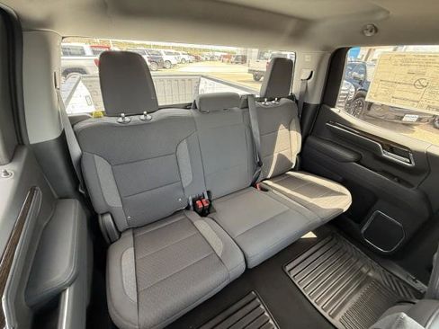 New 2026 GMC Sierra 1500 SLE image 27