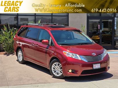 Used 2017 Toyota Sienna XLE