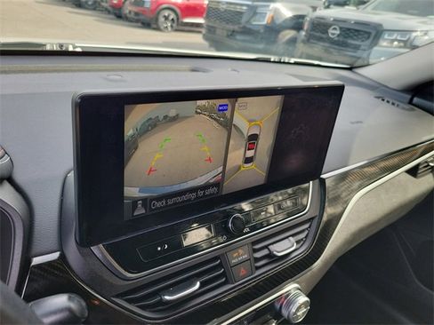 Used 2023 Nissan Altima 2.0 SR image 19