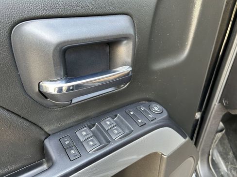 Used 2018 Chevrolet Silverado 1500 LT w/ Texas Edition image 4