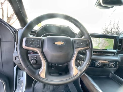 Used 2024 Chevrolet Silverado 2500 High Country w/ Technology Package image 11