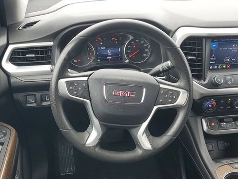 Certified 2023 GMC Acadia SLE w/ Driver Convenience Package image 14