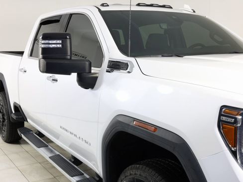 Used 2021 GMC Sierra 3500 Denali w/ Denali Ultimate Package image 39